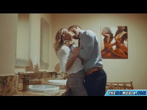 ❤️ Бүкіл аққұба сізді қоғамдық дәретханада азғырғанда ☑ Шлюздер бойынша порно kk.porn-mz-com.ru